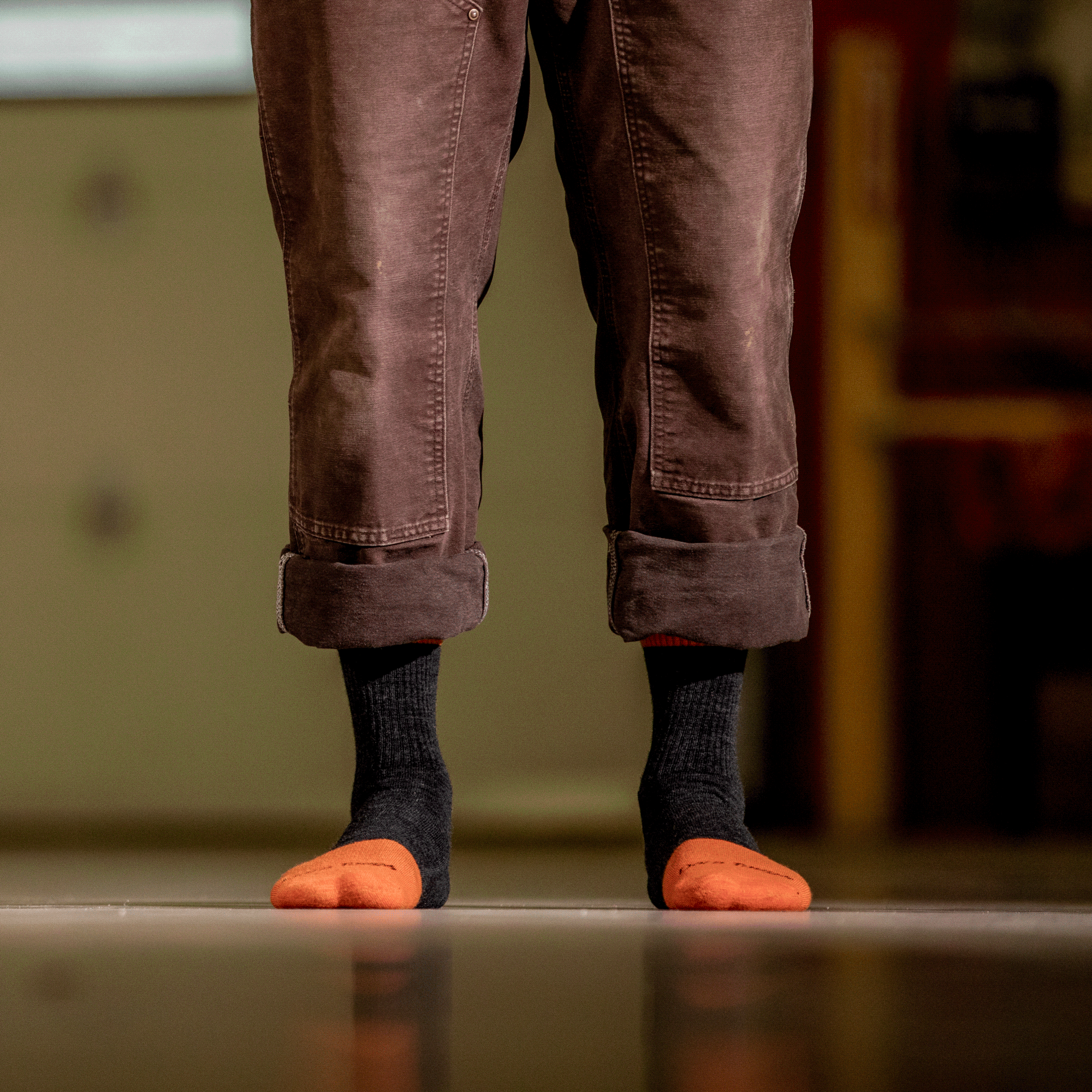 Darn Tough Socks Men's Steely Micro Crew Sock 5-Pack - Image 8