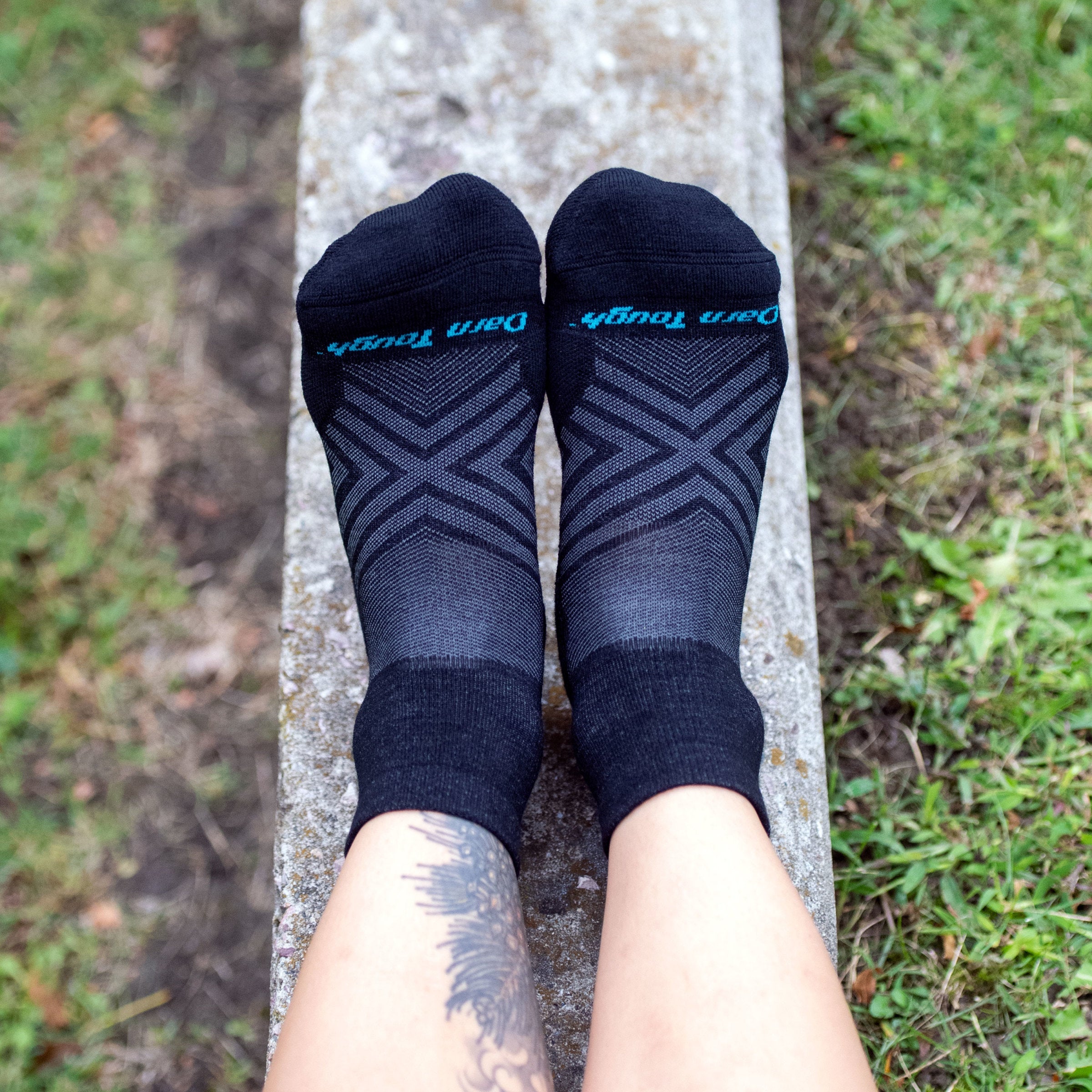 Darn Tough Socks Women's Run Quarter Ultra-Lightweight Running Socks - Image 9