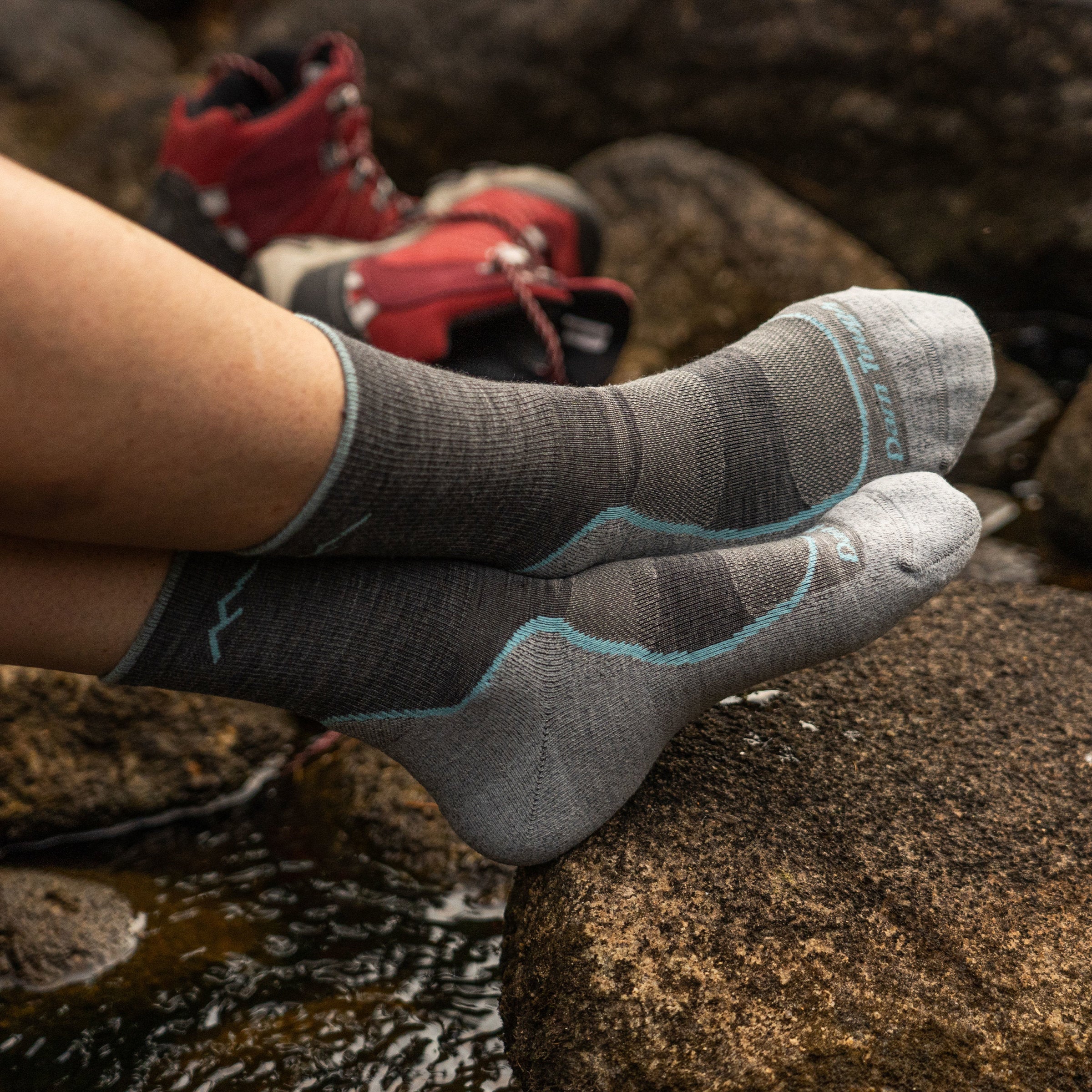 Darn Tough Socks Women's Light Hiker Micro Crew Lightweight Hiking Socks - Image 12