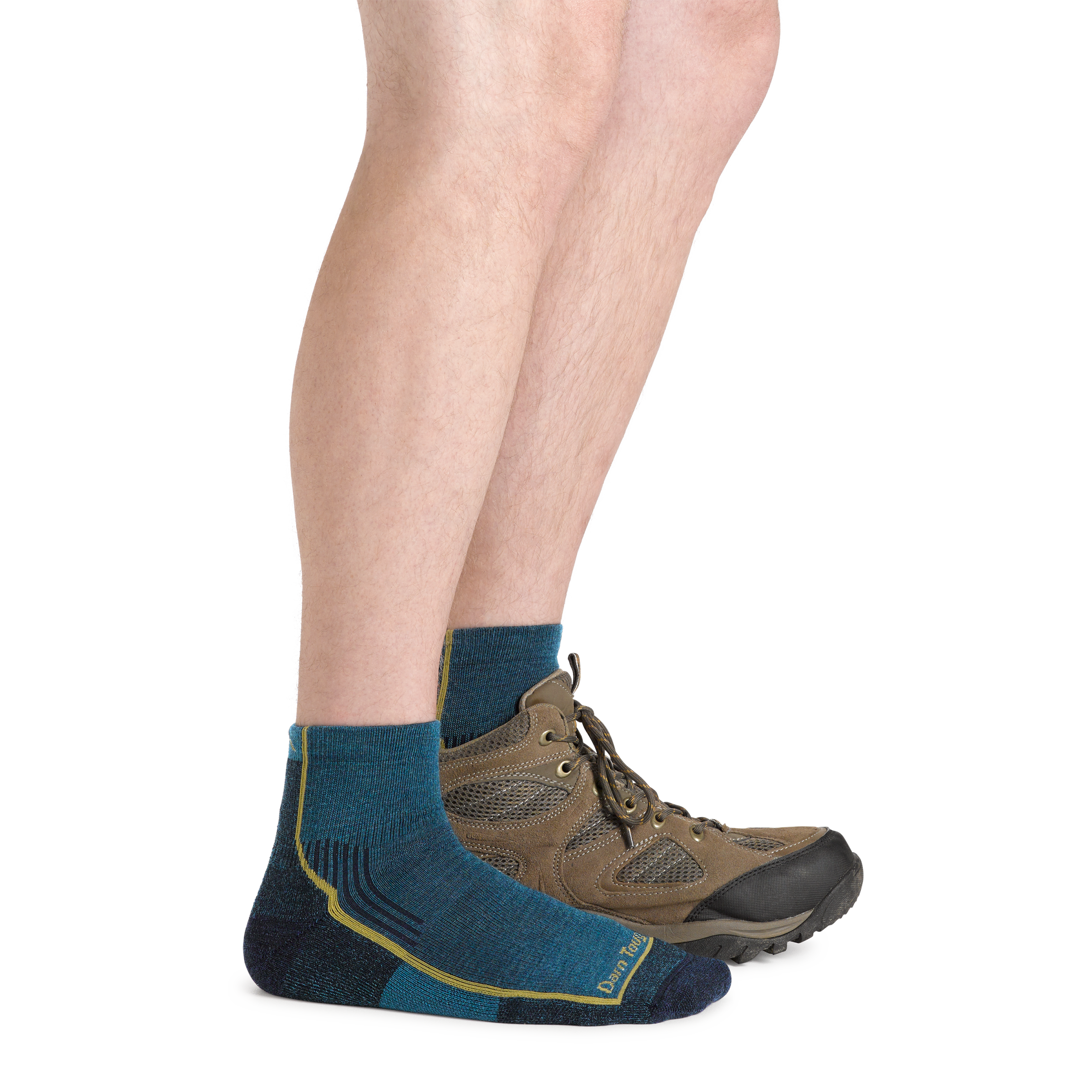Darn Tough Socks Men's Hiker Quarter Midweight Hiking Socks - Image 8