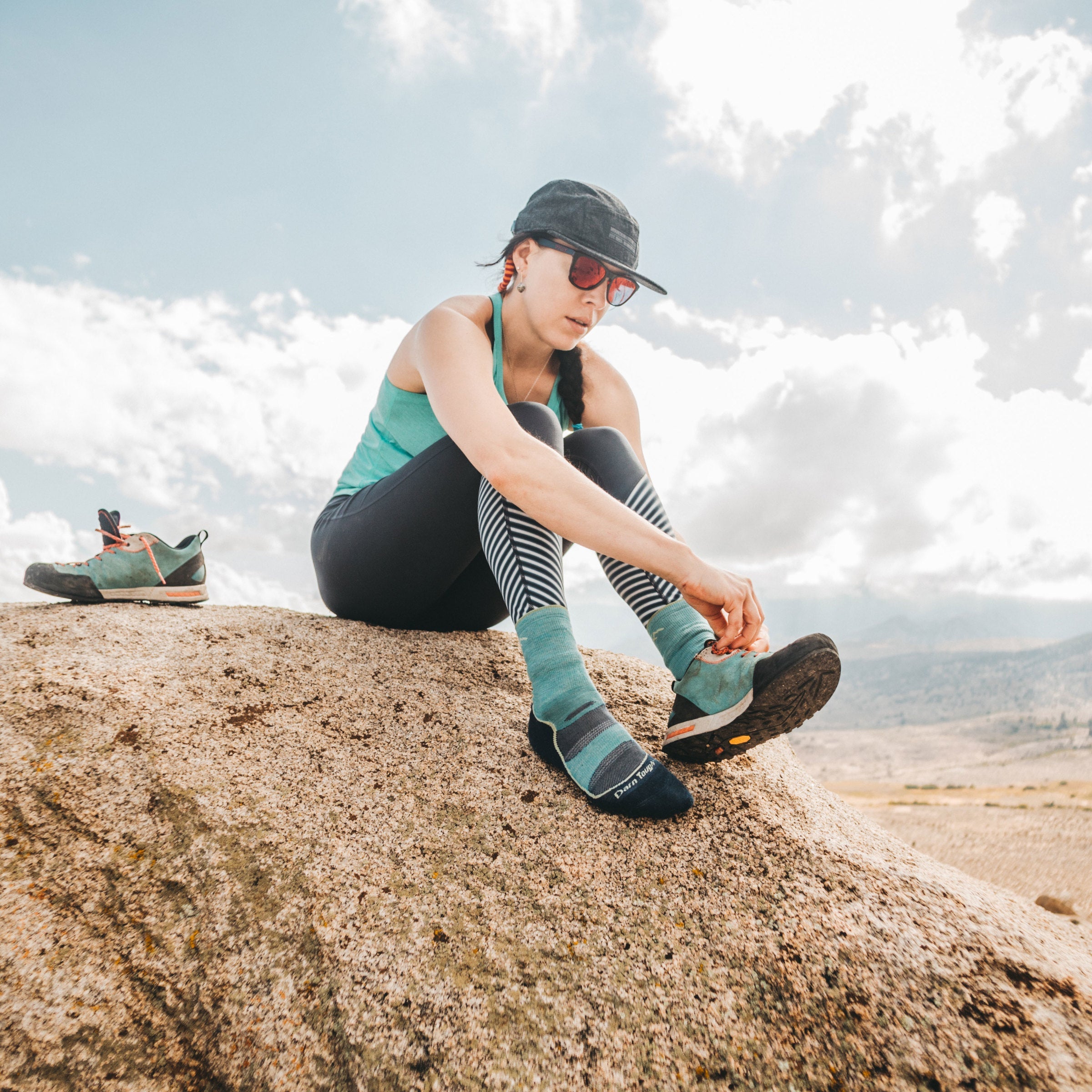 Darn Tough Socks Women's Light Hiker Micro Crew Lightweight Hiking Socks - Image 8