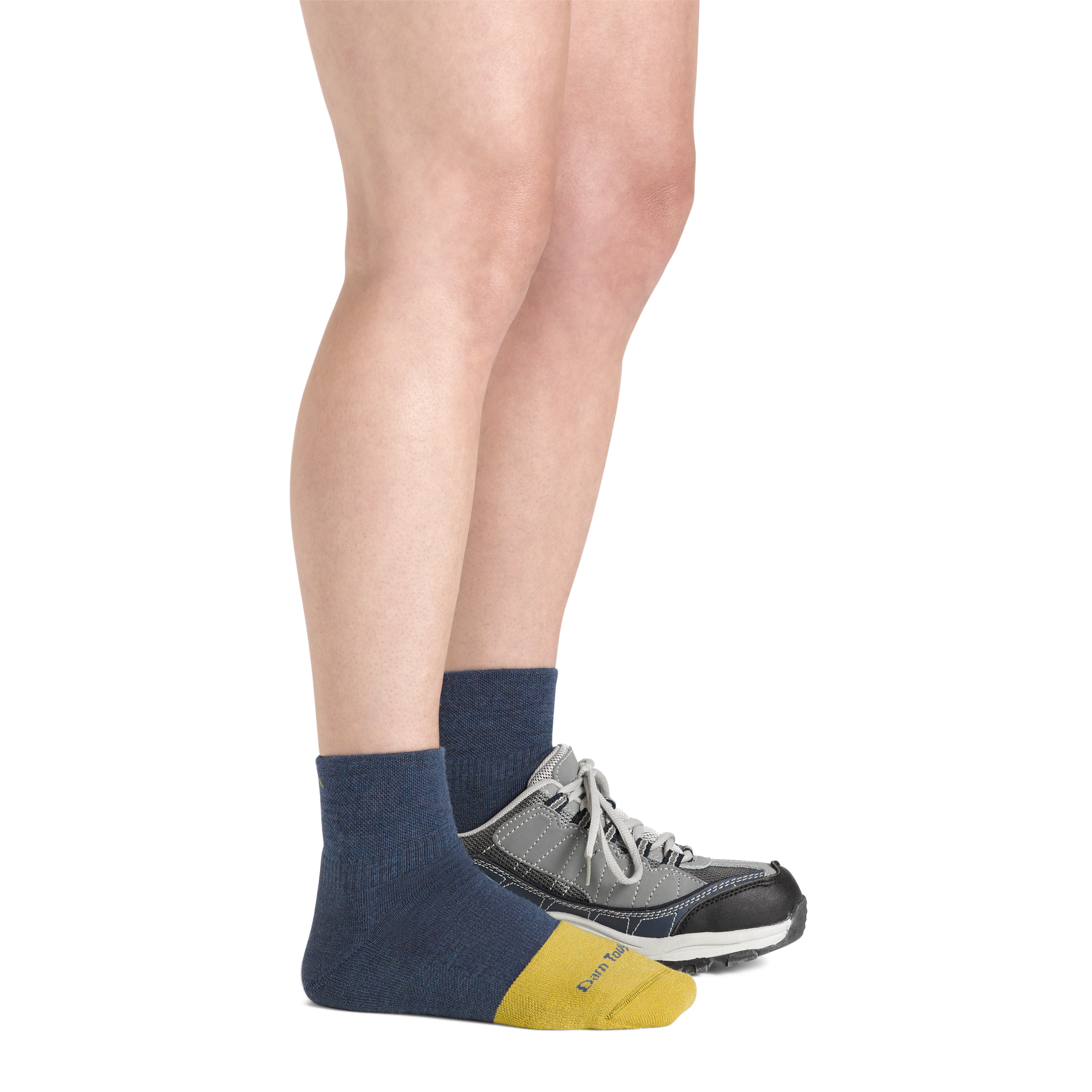 Darn Tough Socks Women's Steely Quarter Midweight Work Sock - Image 4