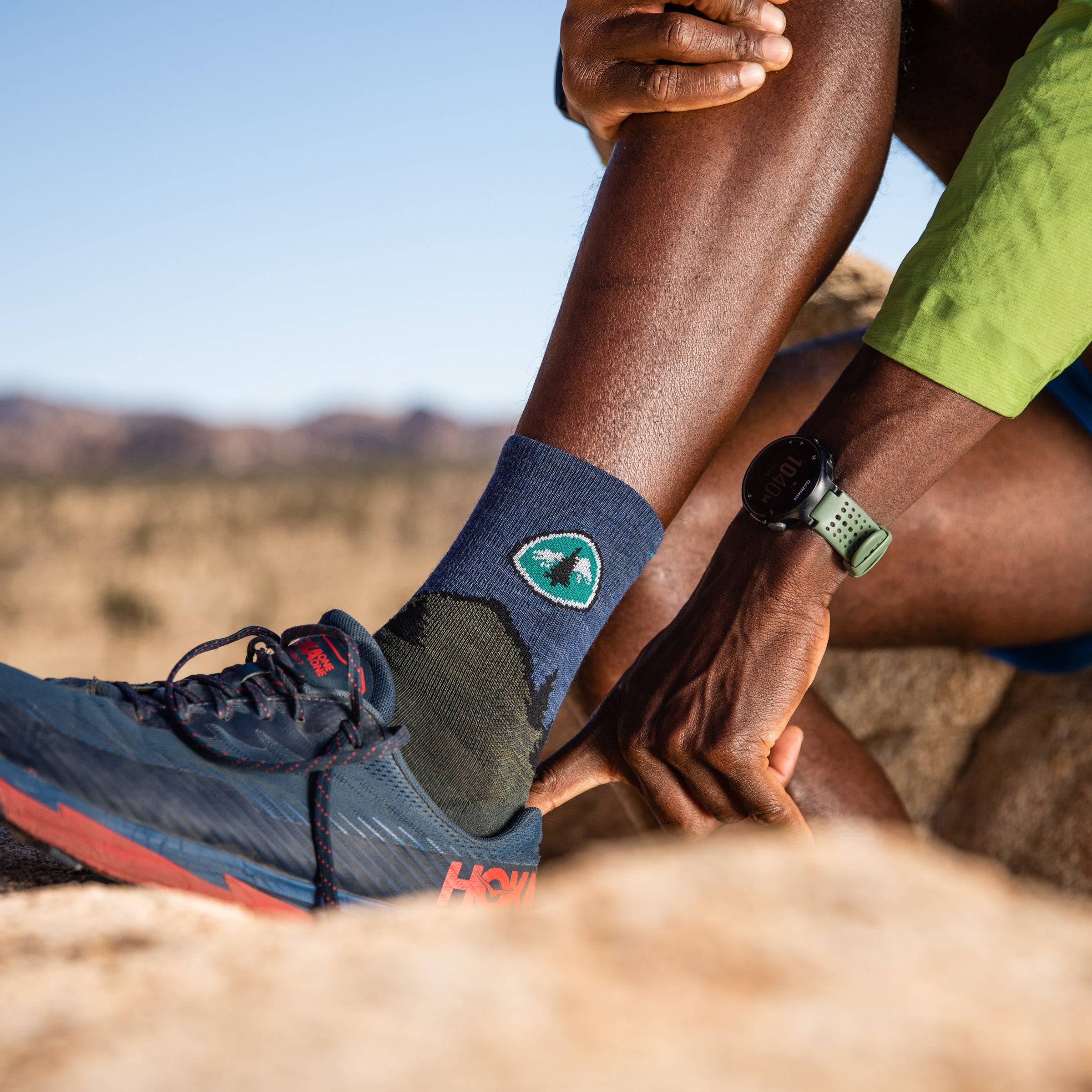 Darn Tough Socks PCT Micro Crew Lightweight Hiking Socks - Image 4