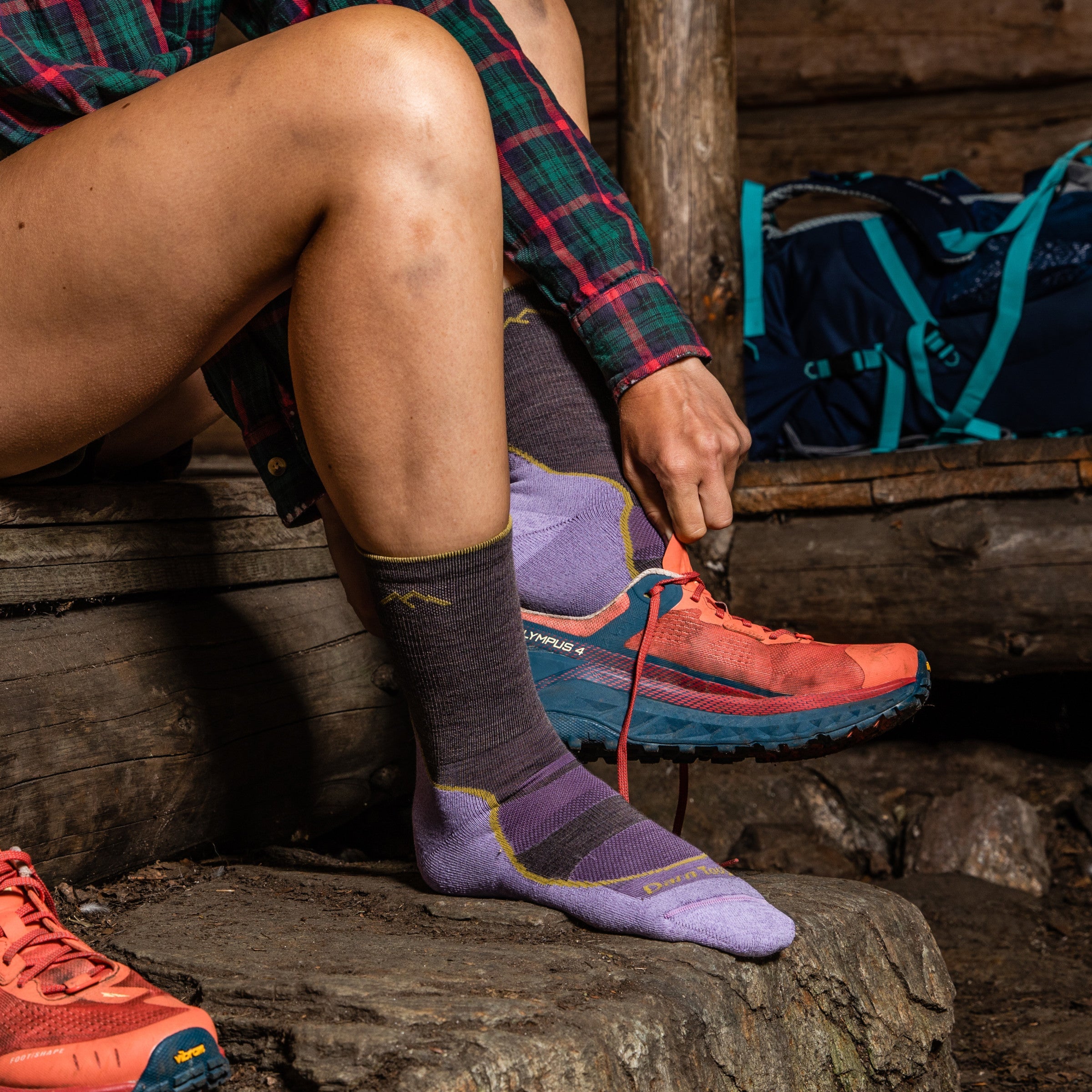 Darn Tough Socks Women's Light Hiker Micro Crew Lightweight Hiking Socks - Image 7