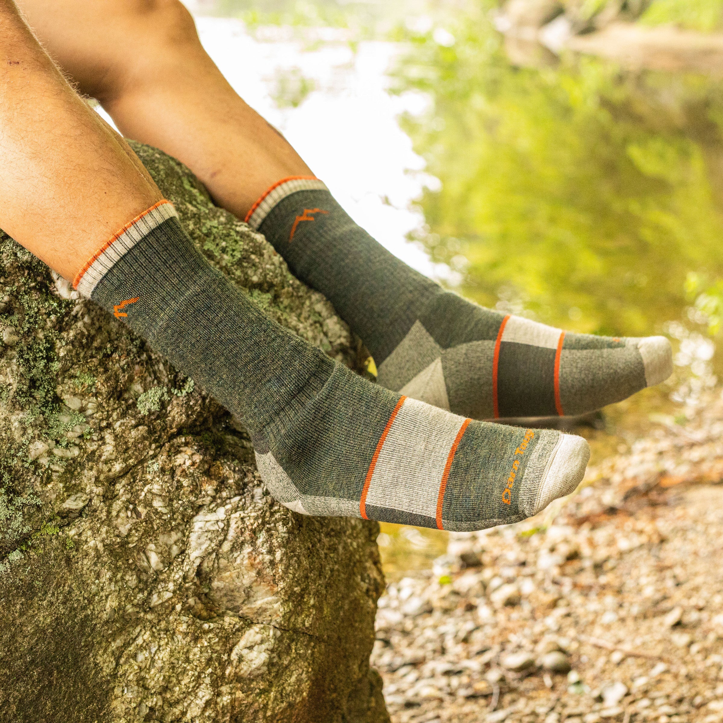 Darn Tough Socks Men's Hiker Boot Full Cushion Midweight Hiking Socks - Image 8