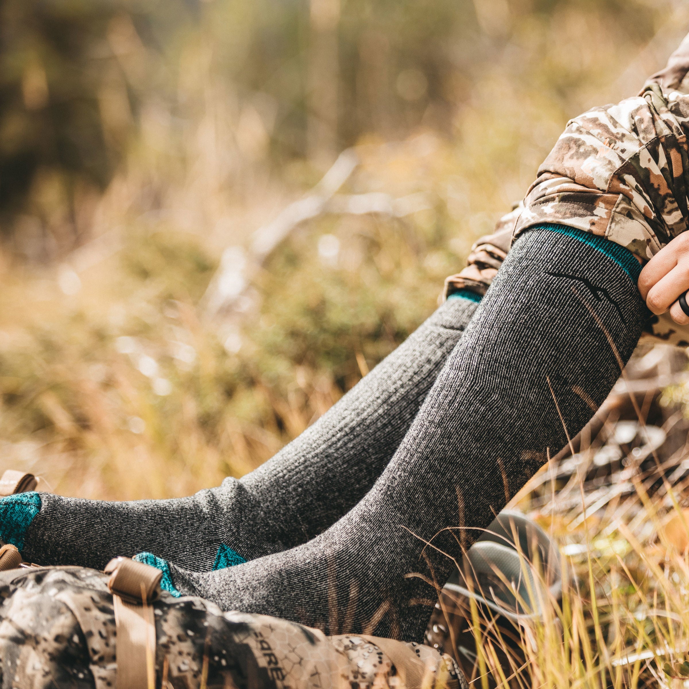 Darn Tough Socks Women's Mountaineering Over-the-Calf Heavyweight Hiking Socks - Image 4