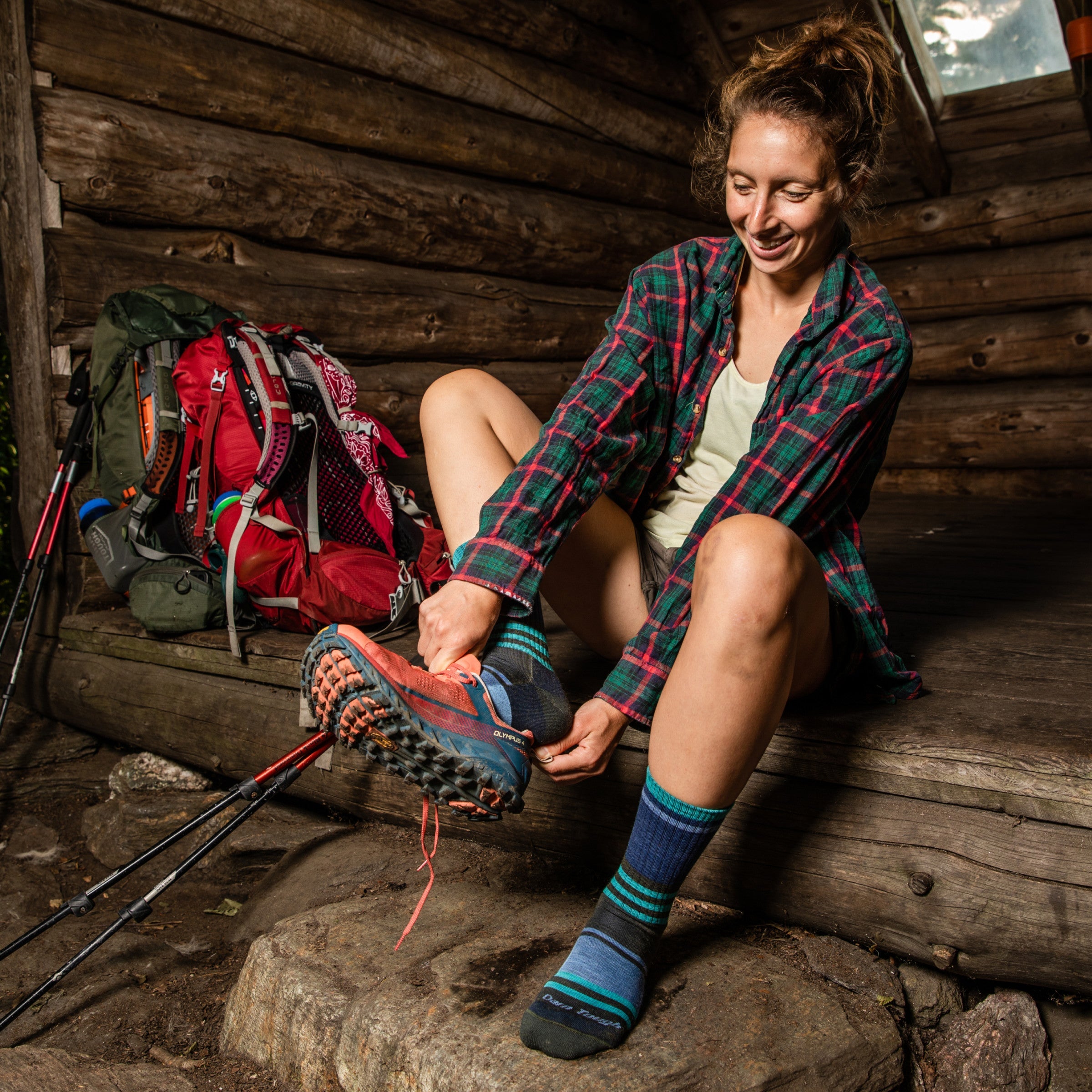 Darn Tough Socks Women's Her Spur Boot Lightweight Hiking Socks - Image 4